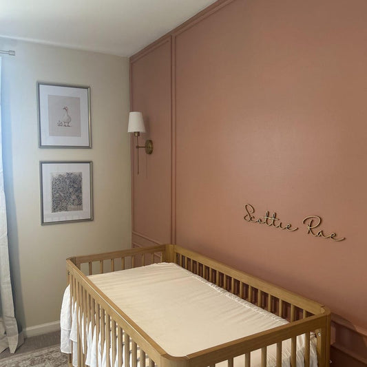Wall molding easy to installed in a nursery room